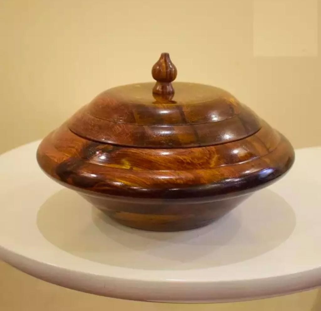 Coastal Noir - Handcrafted Wooden Hot Pot with Lid | Serving Casserole